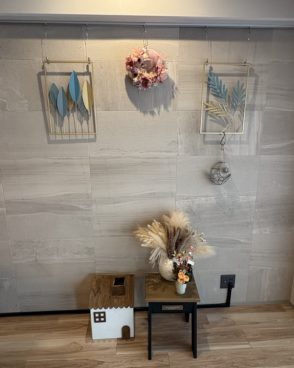 #013ピンク円形リース