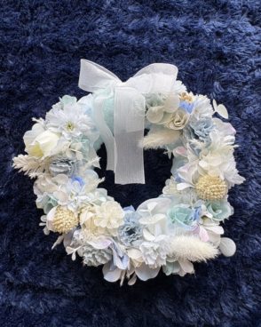 #012ブルー円形リース